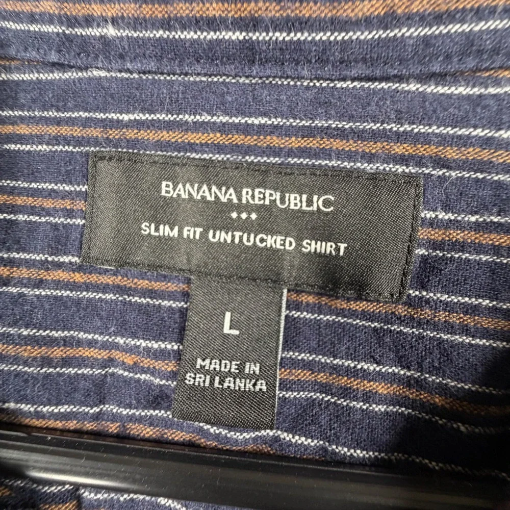 Banana Republic Mens L Slim Fit Untucked Shirt Blue Stripe Linen Cotton Blend